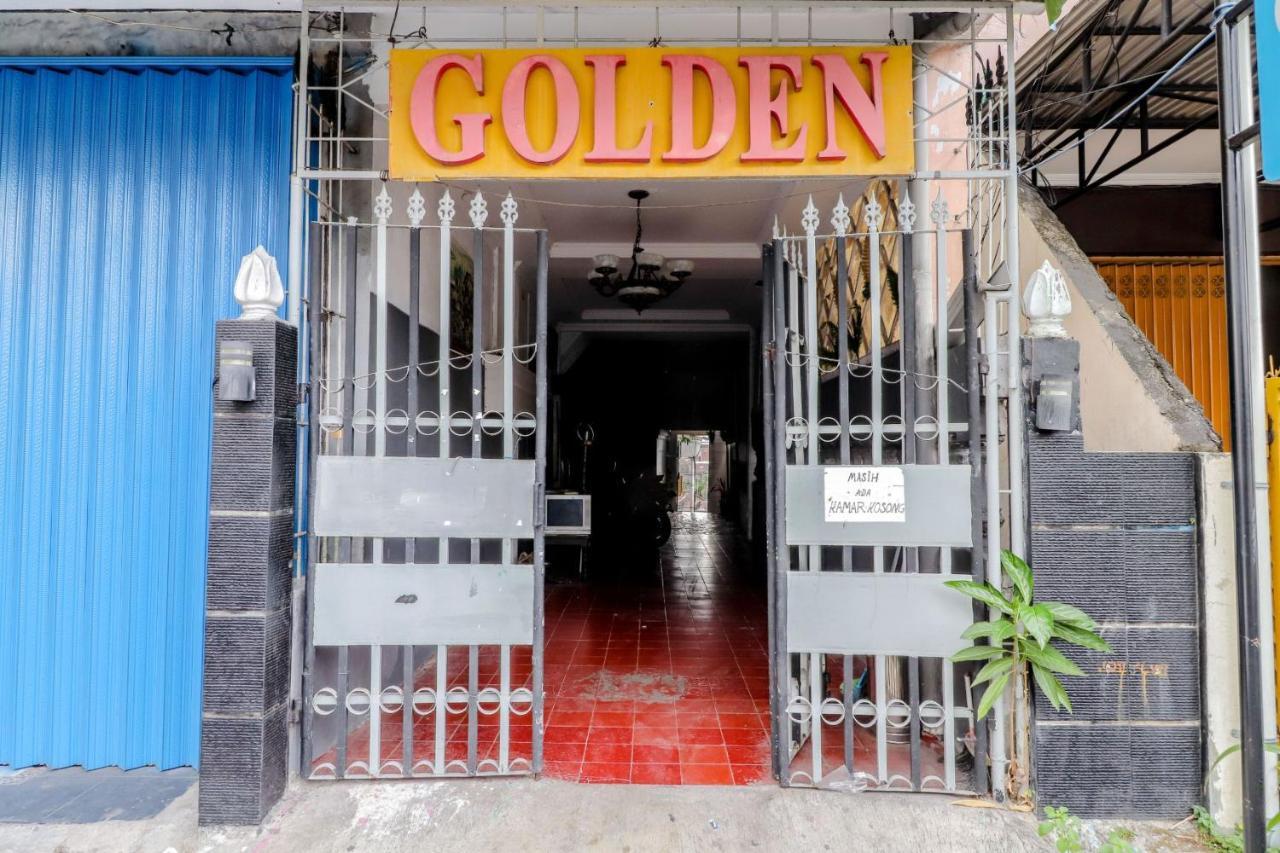 Golden Inn 1 Джокьякарта Экстерьер фото